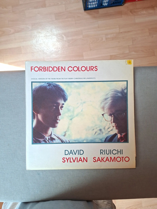 Forbidden colours