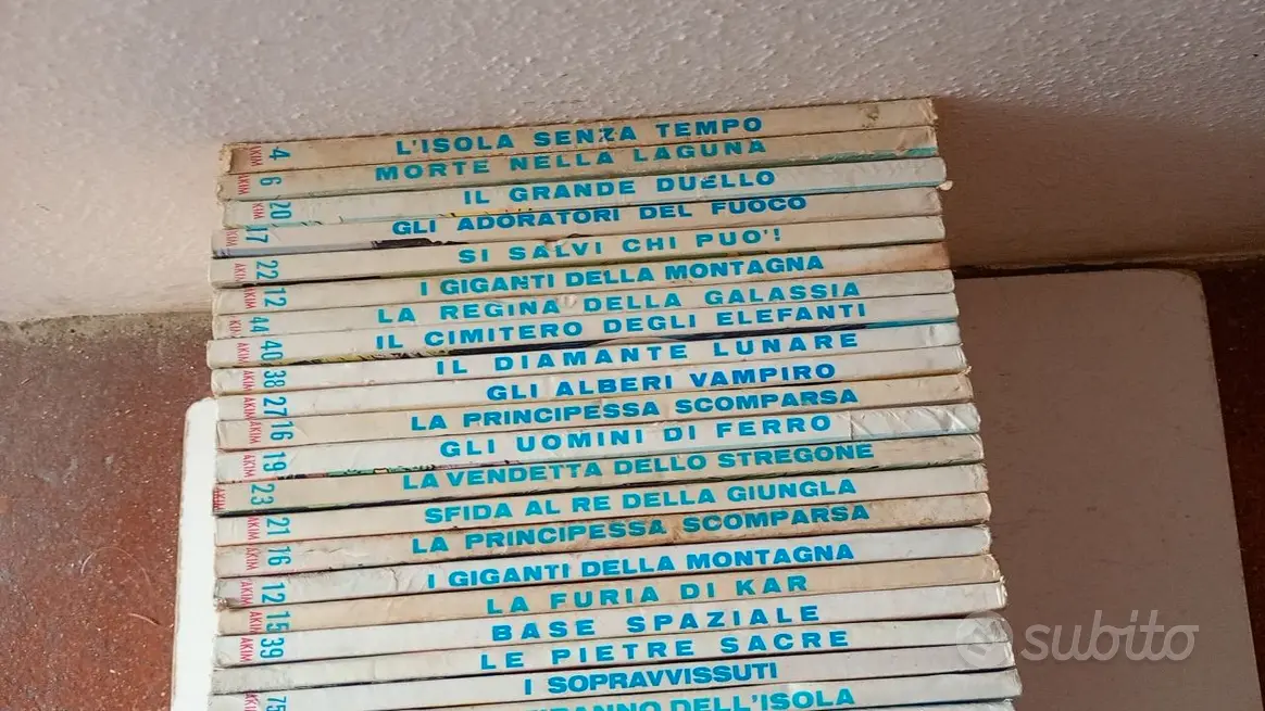 AKIM Lotto/blocco 27 Fumetti Bonelli dal 4 al 75