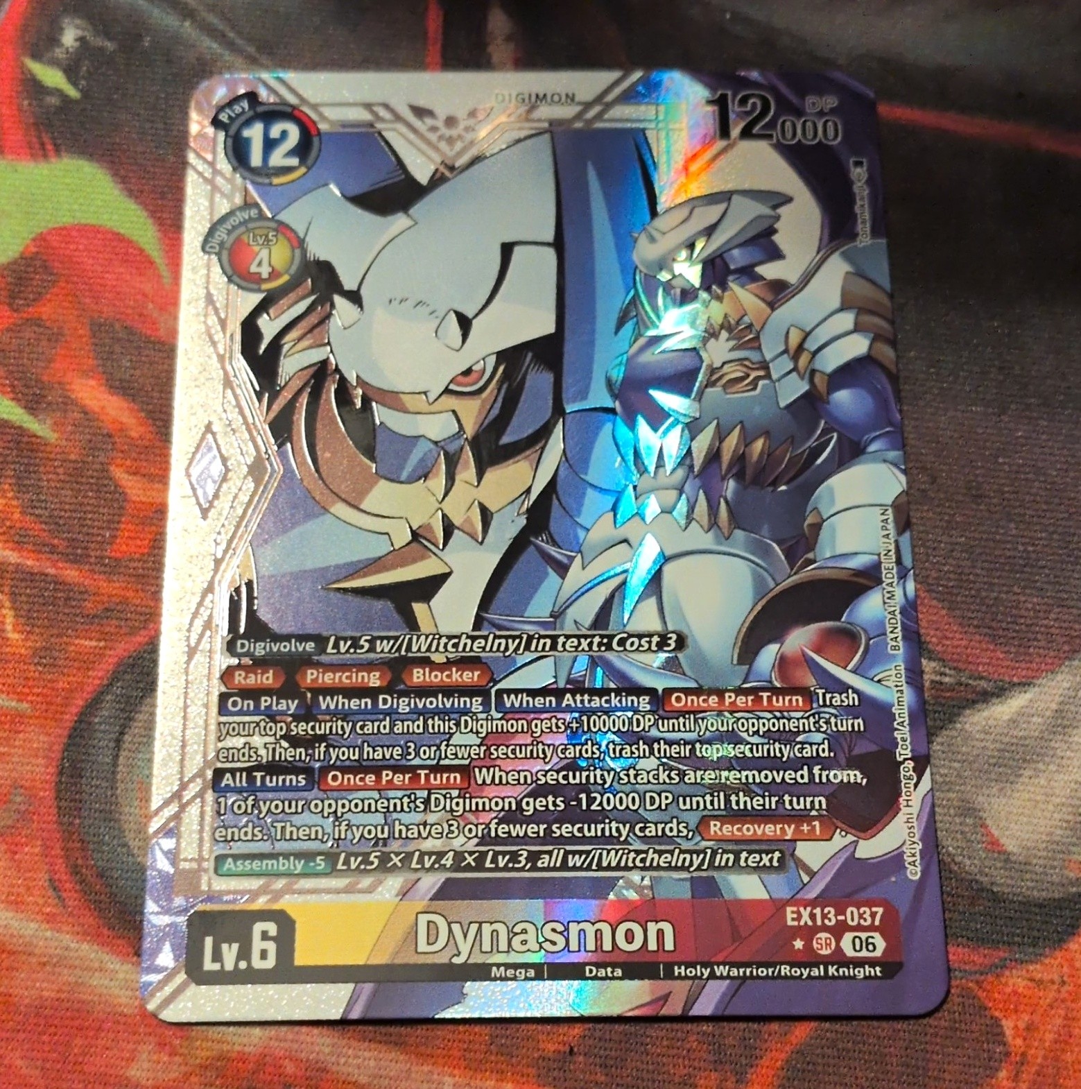 Bandai Digimon Card Game Dynasmon EX13-037 SR Alt Art Foil 12000 DP