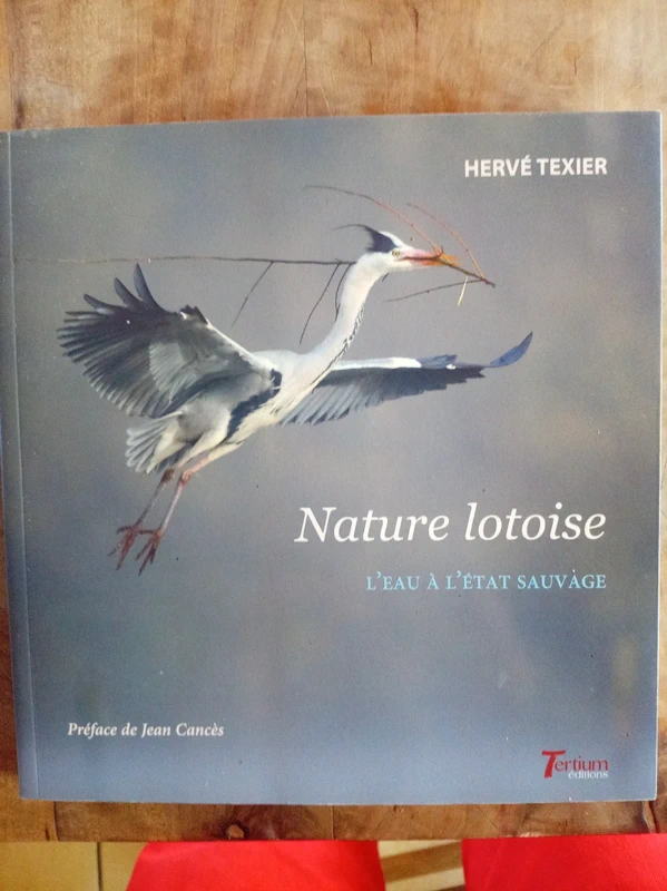 Nature lotoise l'eau à l'état sauvage
