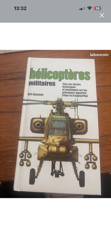 Livre hélicoptère militaire