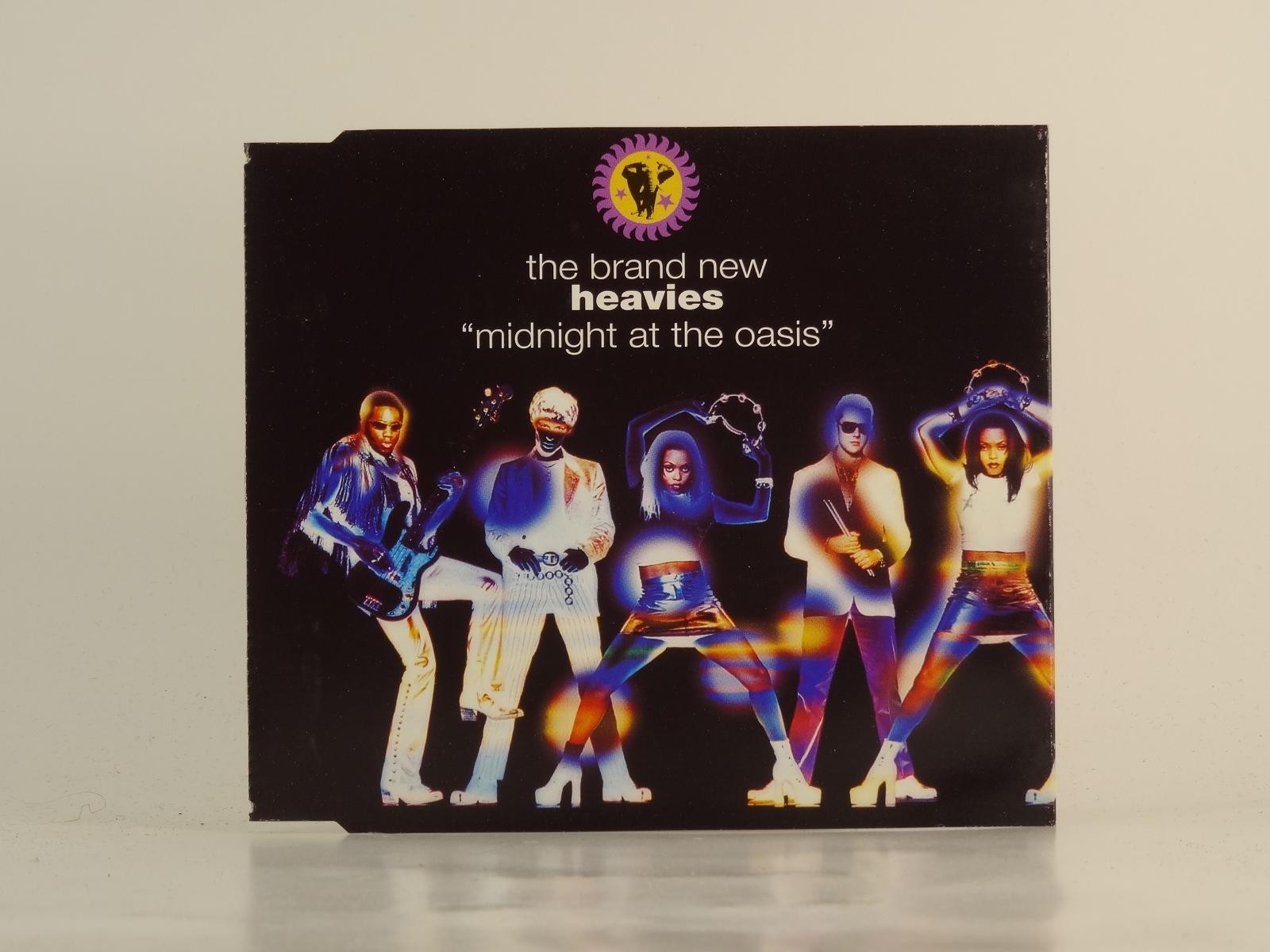 THE BRAND NEW HEAVIES MIDNIGHT AT THE OASIS (G17) 4 Track CD Single including Pi