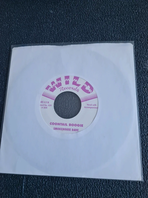 Smokehouse Dave " Coontail boogie " Wild records 029 tbe 2011