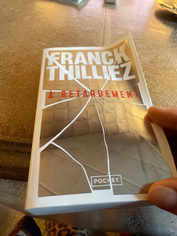 À retardement
