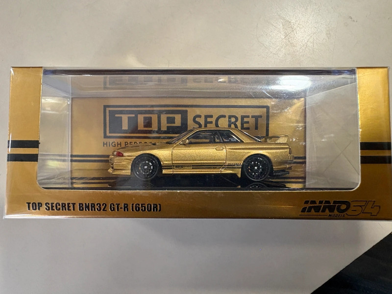 Inno64 Nissan GT-R R32 Top Secret 1:64