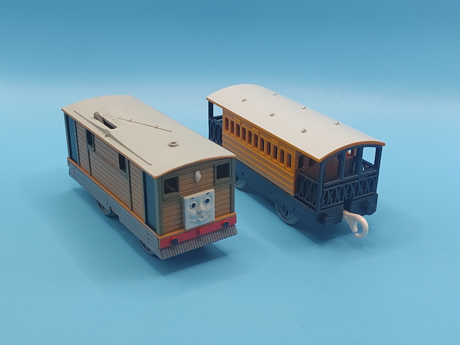 Treno motorizzato Tomy Trackmaster Toby & Henrietta Thomas & Friends