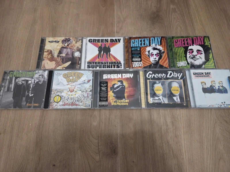 Lot 9 albums Green Day
