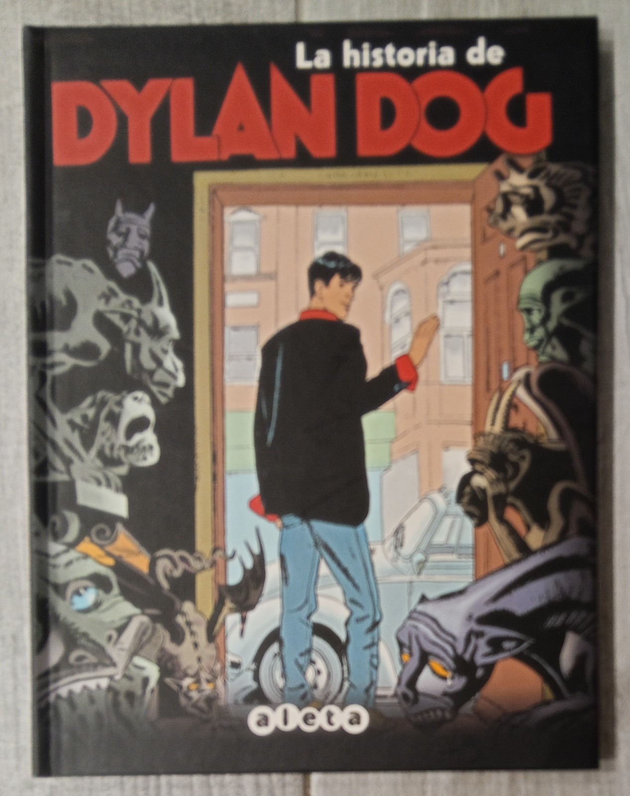 Dylan Dog 100 edizioni AletA in lingua spagnola. Cartonato, raro.