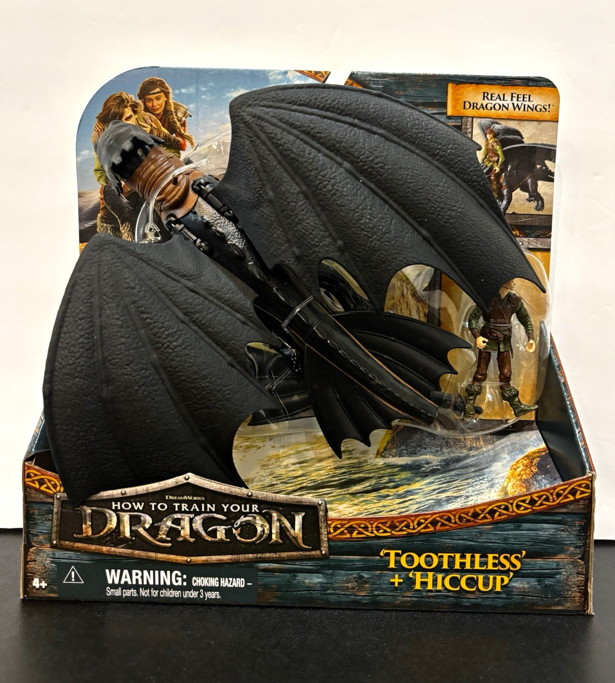 Spin Master How to Train Your Dragon Set di Figure Sdentate e Singhiozzo