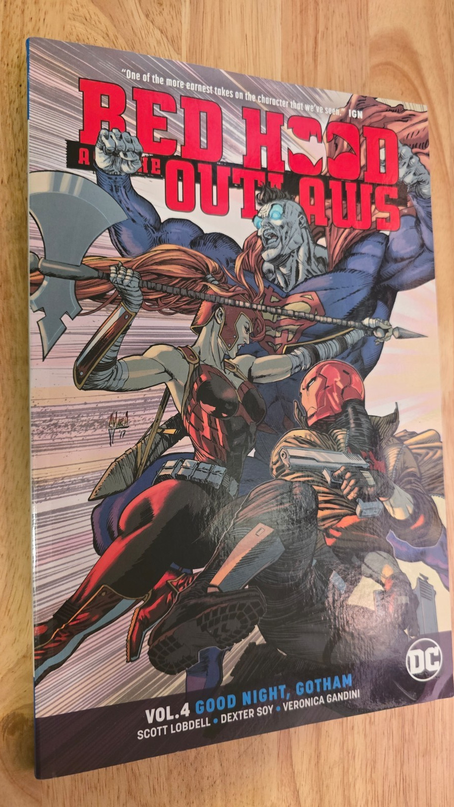 CAPPUCCIO ROSSO E I FUORILEGGE VOL. 4: GOOD NIGHT GOTHAM DI SCOTT LOBDELL COPERTINA RIGIDA