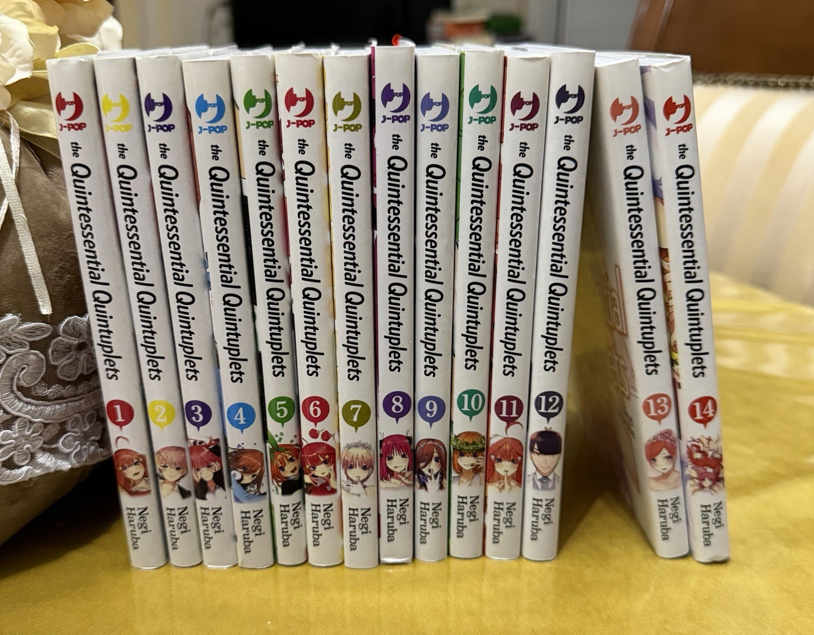 J-POP The Quintessential Quintuplets manga vol 1-14 Italiano+Nino character book
