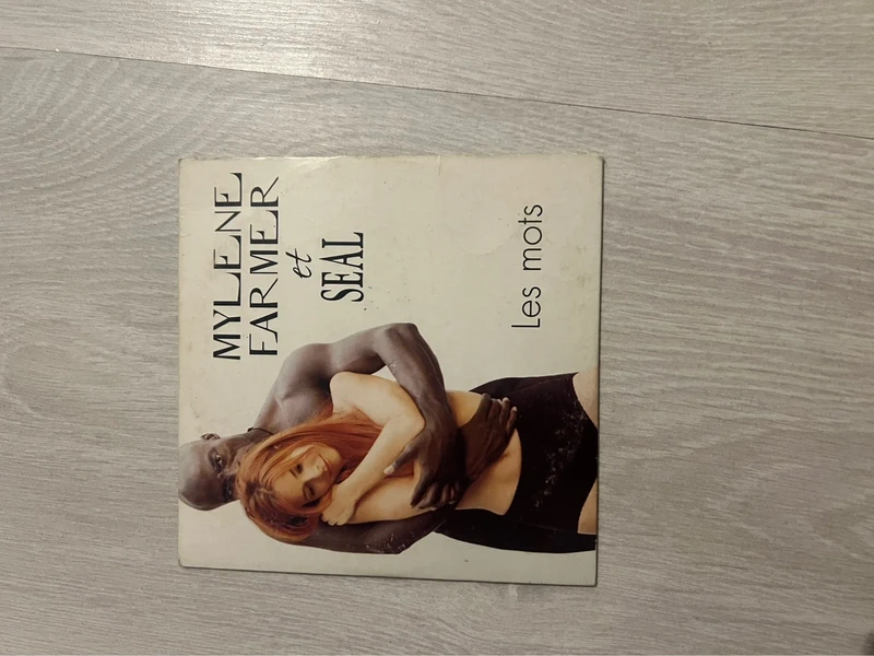 Cd album Mylène Farmer et seal