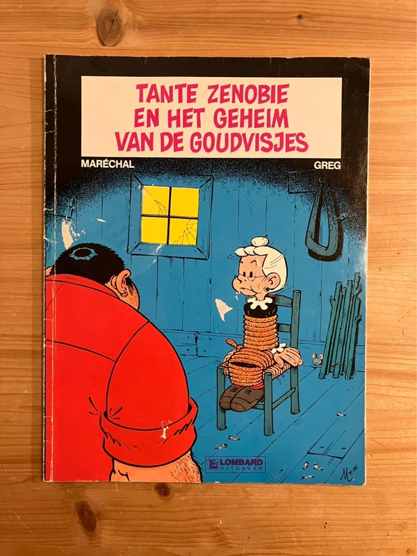 Tante Zenobie en het geheim van de goudvisjes