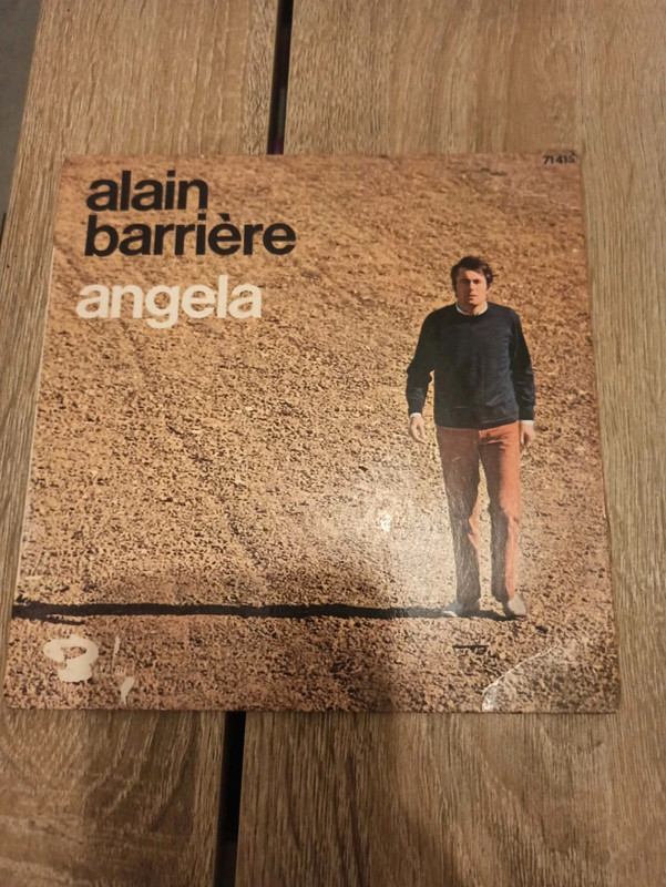Vinyle 45 tours alain barriere tres bon etat