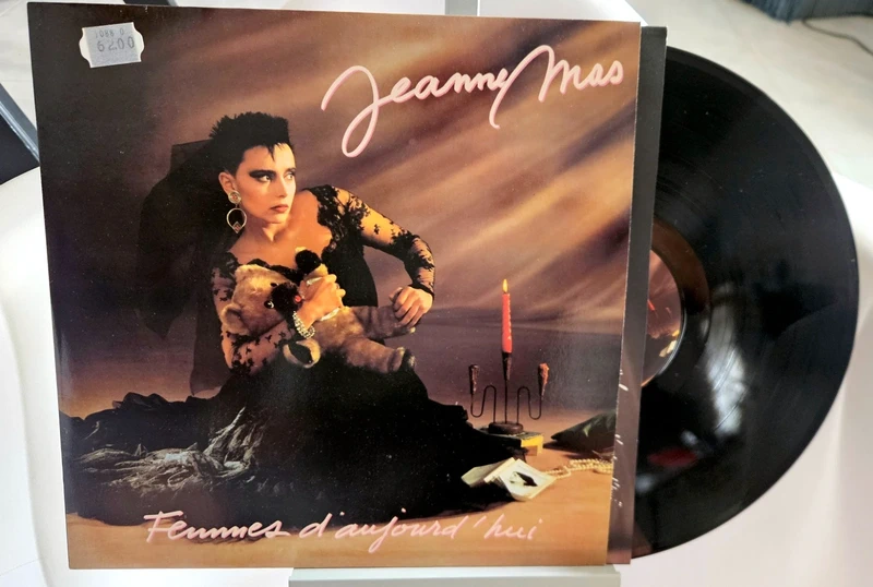 33T - Jeanne MAS – Femmes D'aujourd'hui