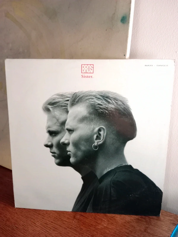 Disco single de Bros