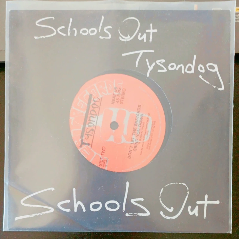 Tysondog - schools out - EP