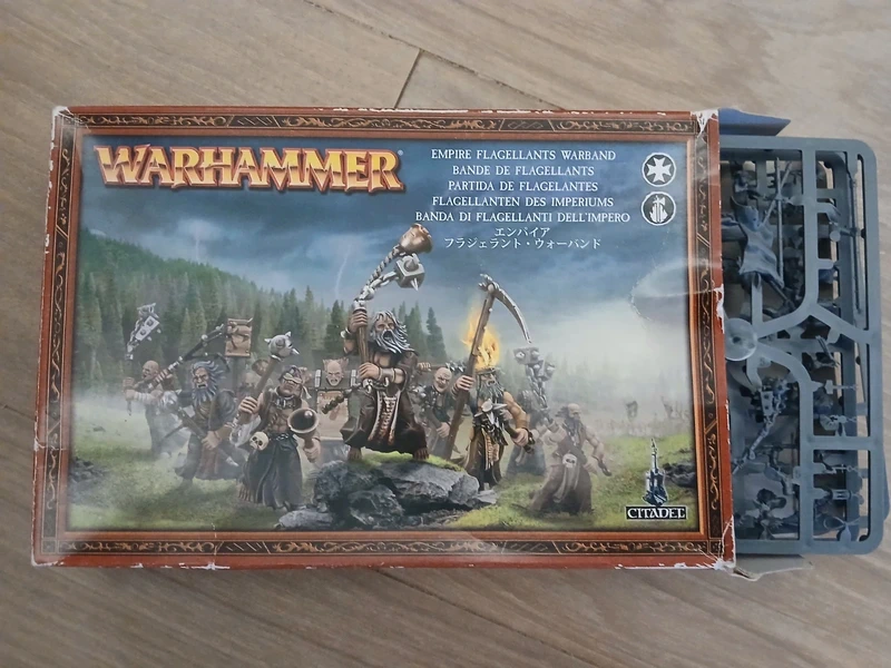 Scatola flagellanti warhammer old world