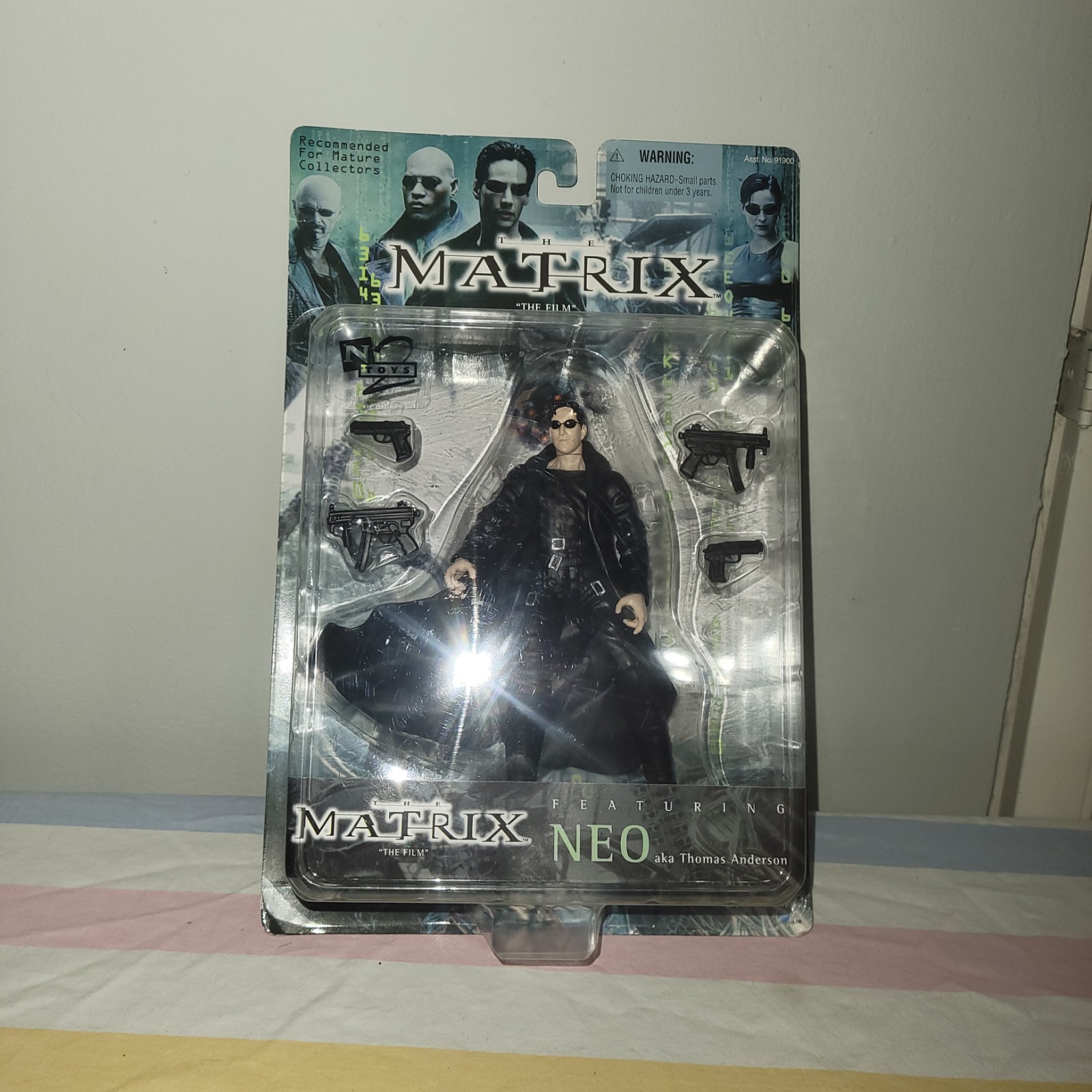 Keanue Reeves Matrix Neo 6" Action Figure 1999 New Poseable w/accessories