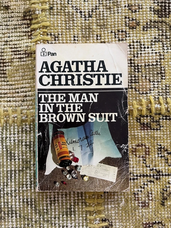 Agatha Christie - The Man In the Brown Suit