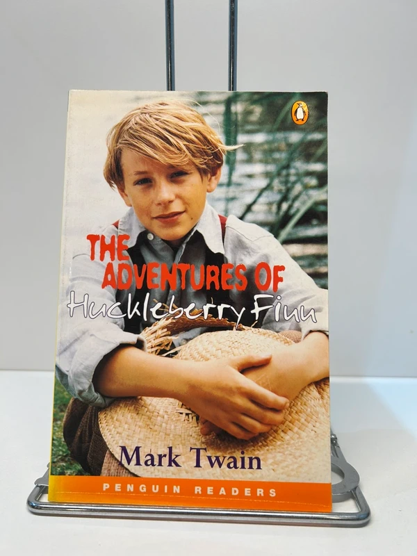 Livro em inglês- The adventures of Huckleberry Finn