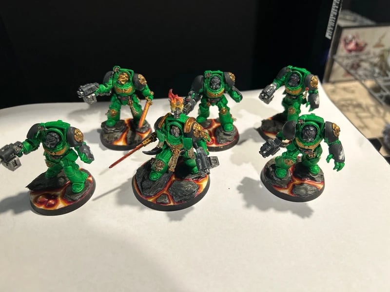 Escouade terminator + capitaine space marine salamanders
