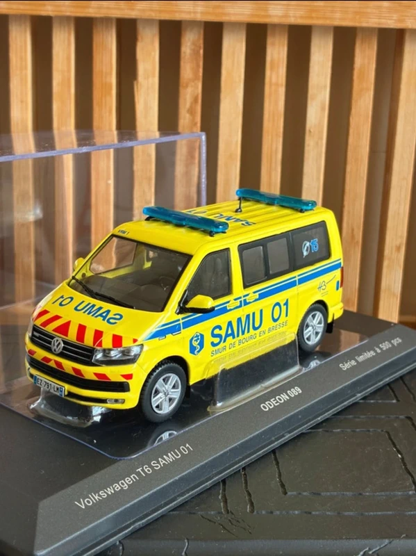 Volkswagen T6 SAMU 01 Bourg-en-Bresse – ODEON 089 – 1/43 – Limitée 504 ex.