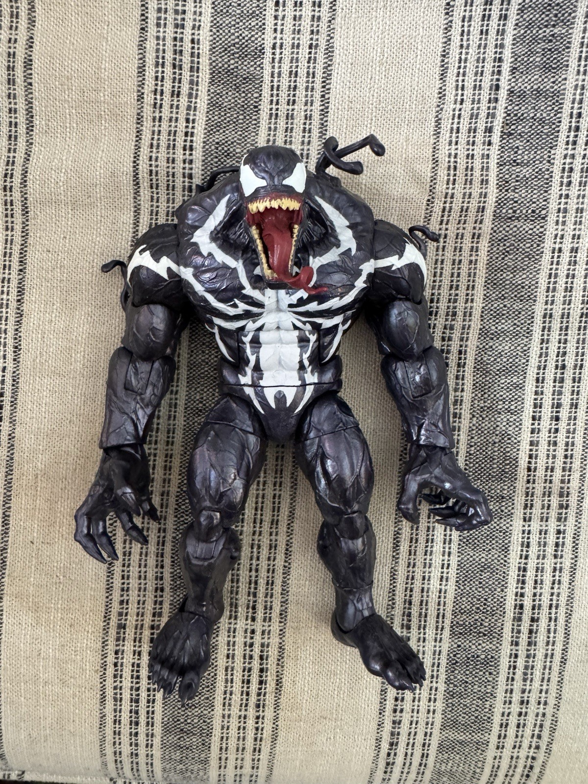 Marvel Legends Monster Venom BAF Complete