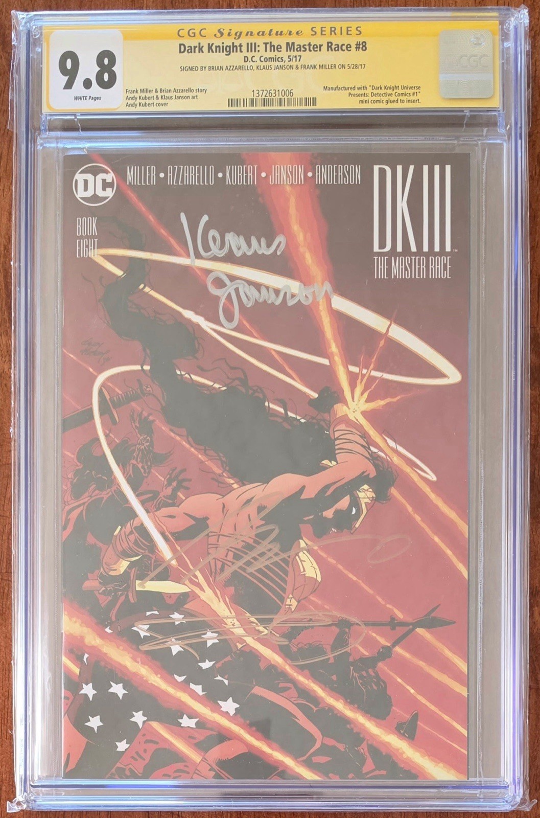 Batman DKR3 Master Race CGC 9.8 WP SS Brian Azzarello, Klaus Janson, Frank Miller