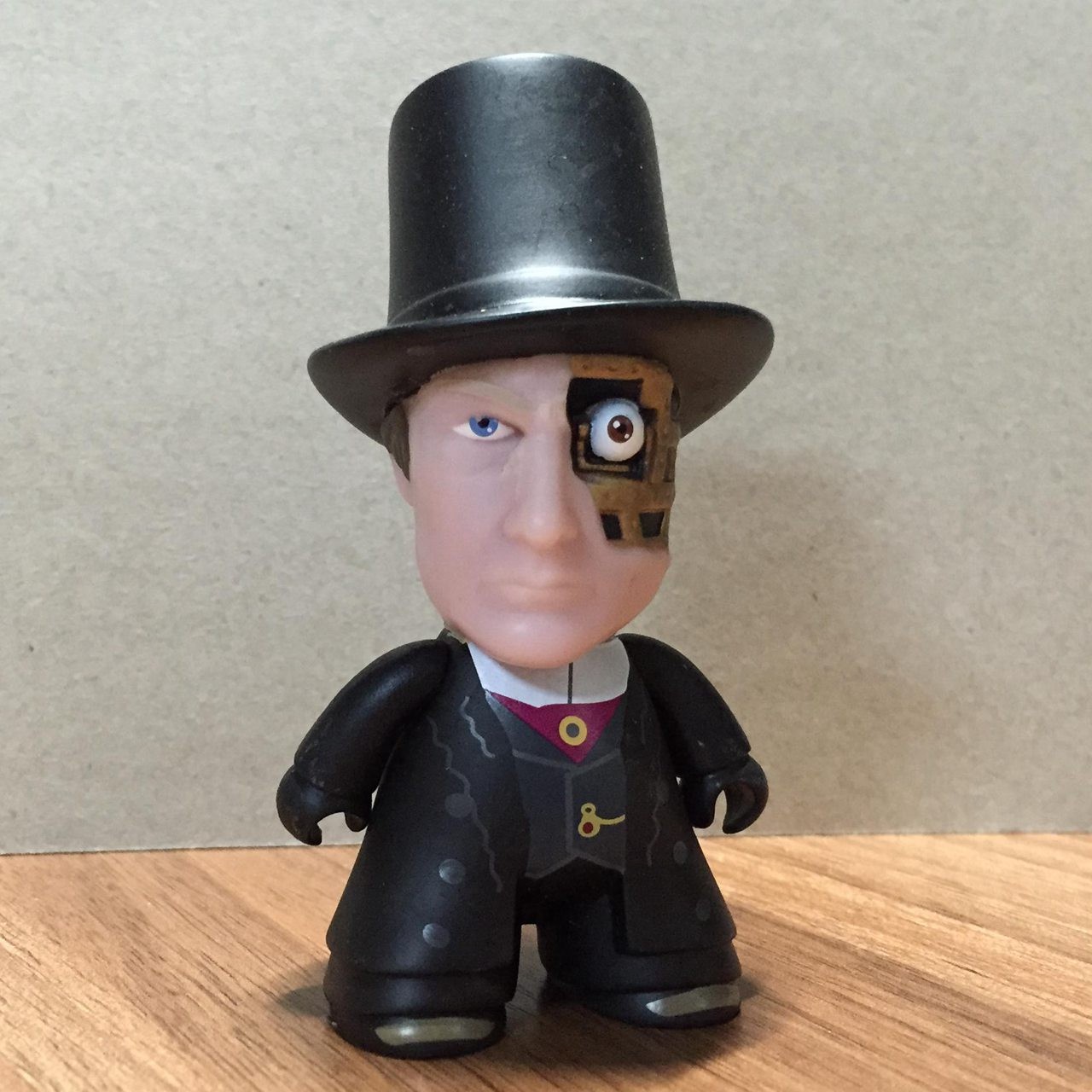 Doctor Who Figura in Vinile Collezione Rebel Time Lord Half Face Man 1/20