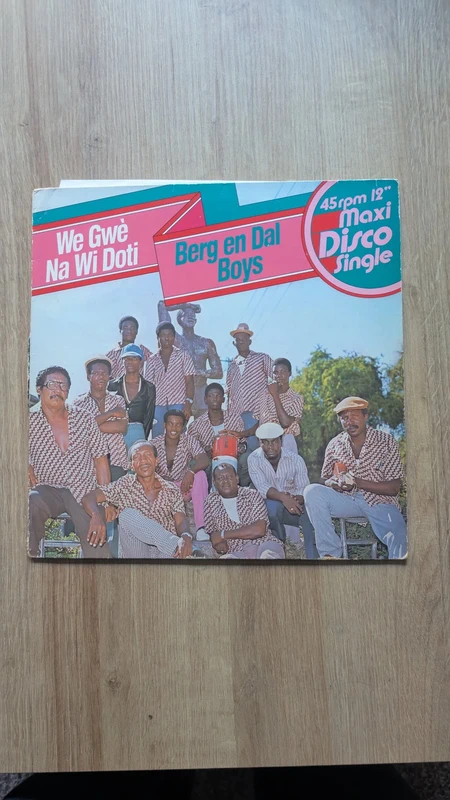 Berg en Dal Boys we gwe na wi doti maxi single vinyl kaseko