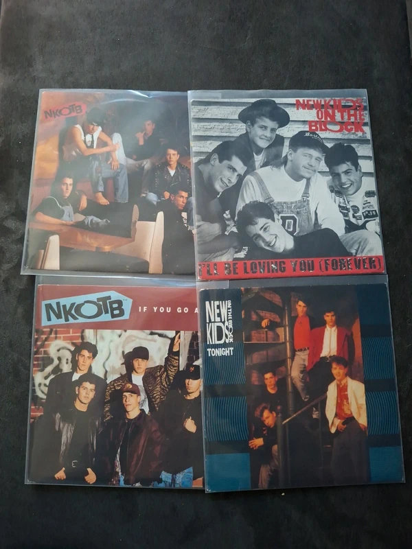 New kid on the block 4 x 45 rpm singles