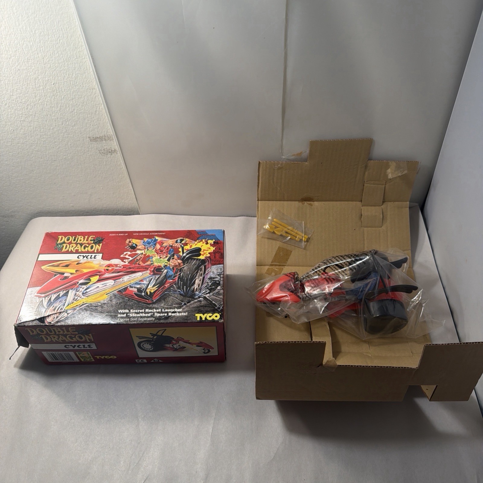 Double Dragon Cycle New Open Box Sealed Contents Tyco 1993