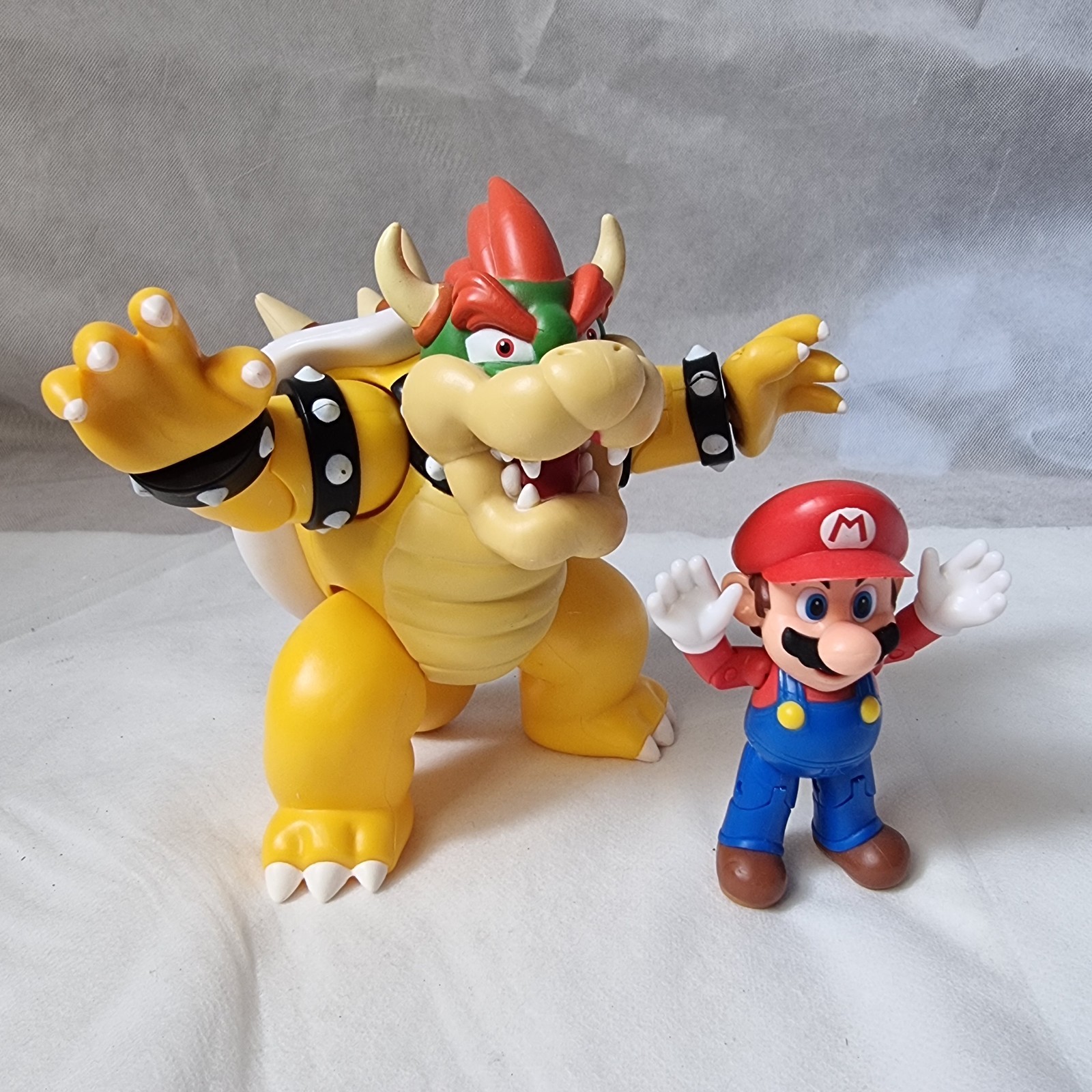 Bowser e Mario - Nintendo - Jakks Pacific - 2014 - personaggio da 6 pollici 