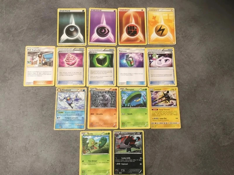 Lot de 15 cartes Pokémon