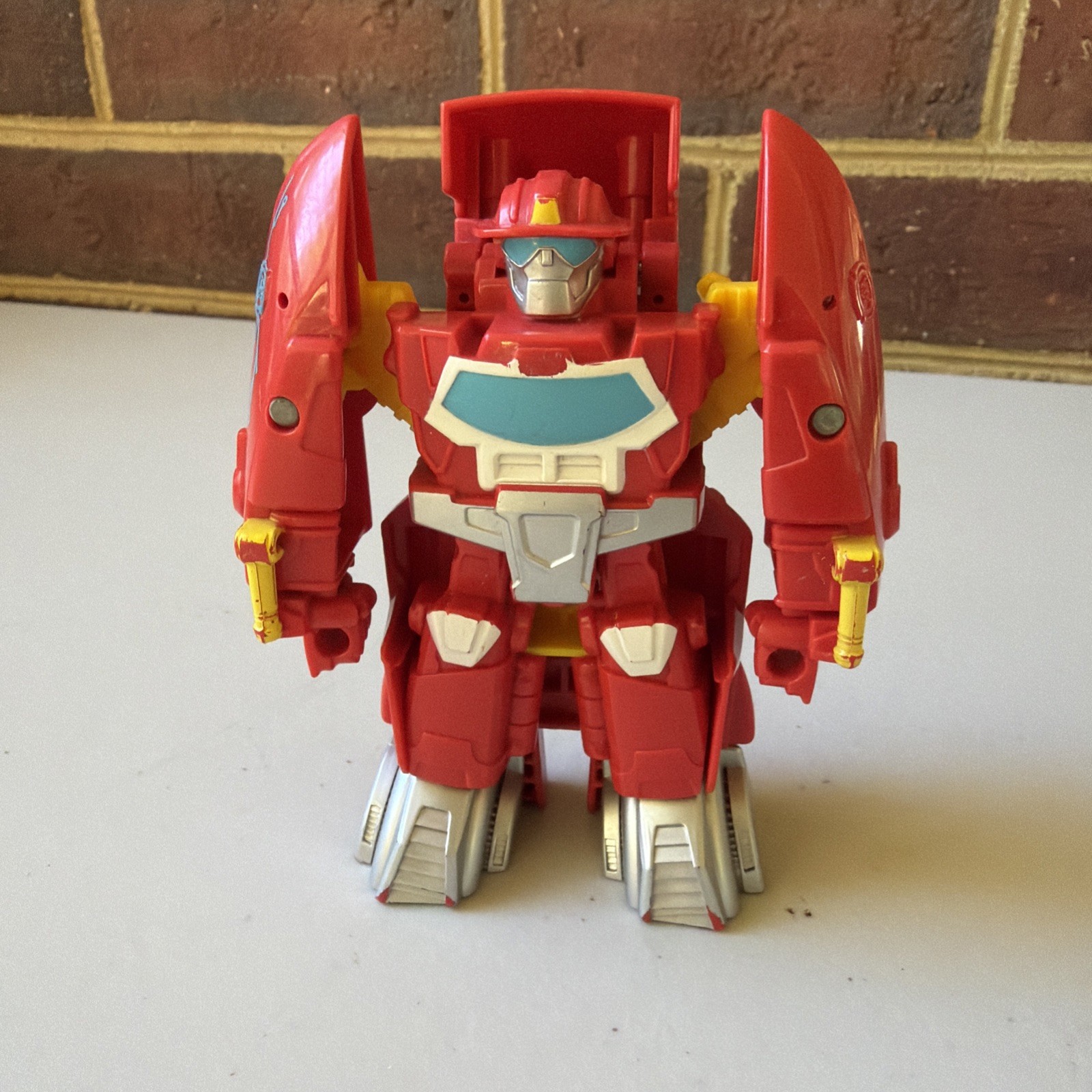 Transformers 2014 Heatwave The Fire-Bot Fireboat Rescue Bots Playskool Heroes