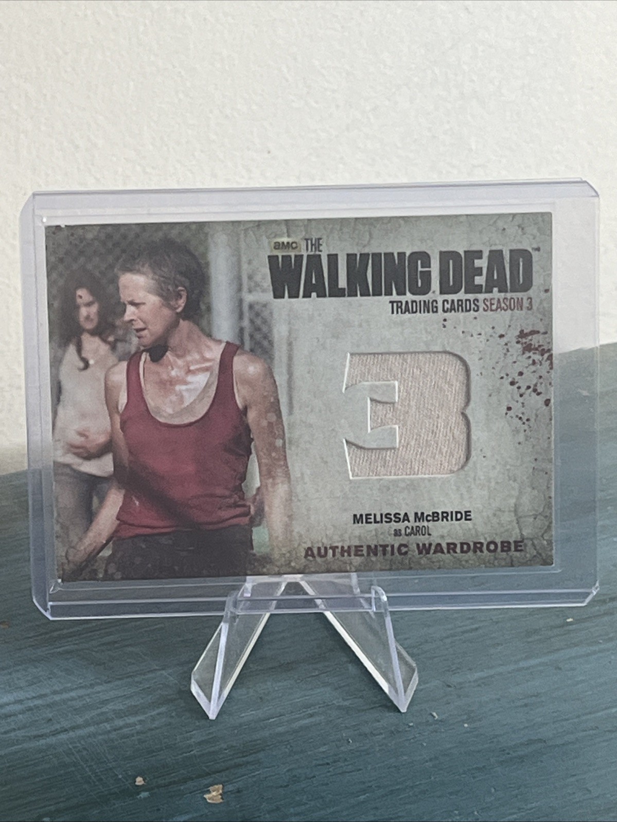 CARTOLINA MEMORABILIA WALKING DEAD SEASON 3 PT 1 MELISSA MCBRIDE/CAROL #M23