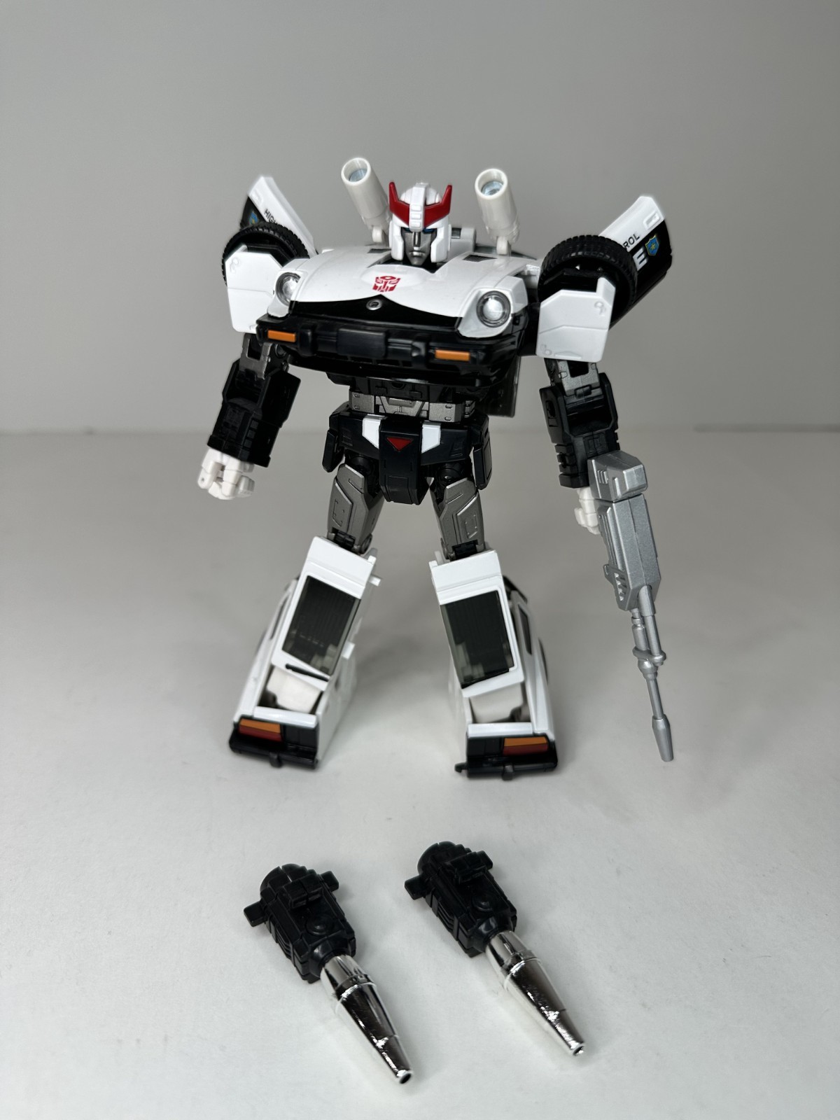 Transformers Masterpiece MP-17 Prowl AUTENTICO Takara Tomy con lanciamissili KO