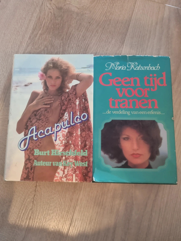 2 oude vintage boeken acapulco en geen tijd voor tranen