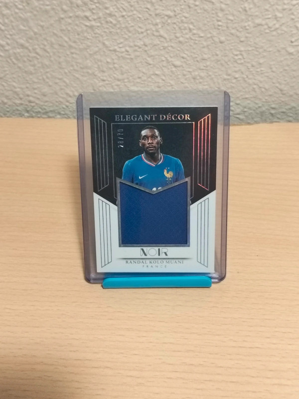 Kolo Muani parche /70 Panini Noir