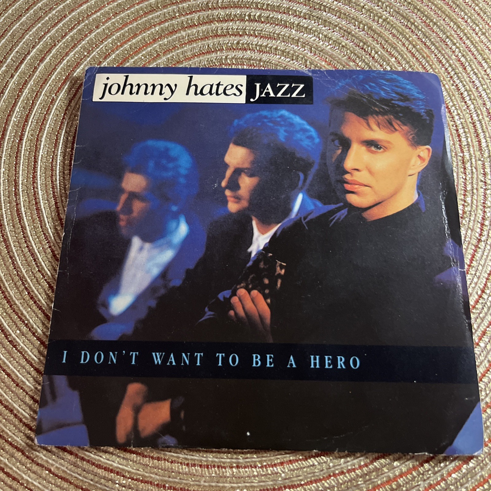 DISCO VINILE 45 GIRI JOHNNY HATES  - JAZZ I DON'T WANT TO BE A HERO - THE CAGE