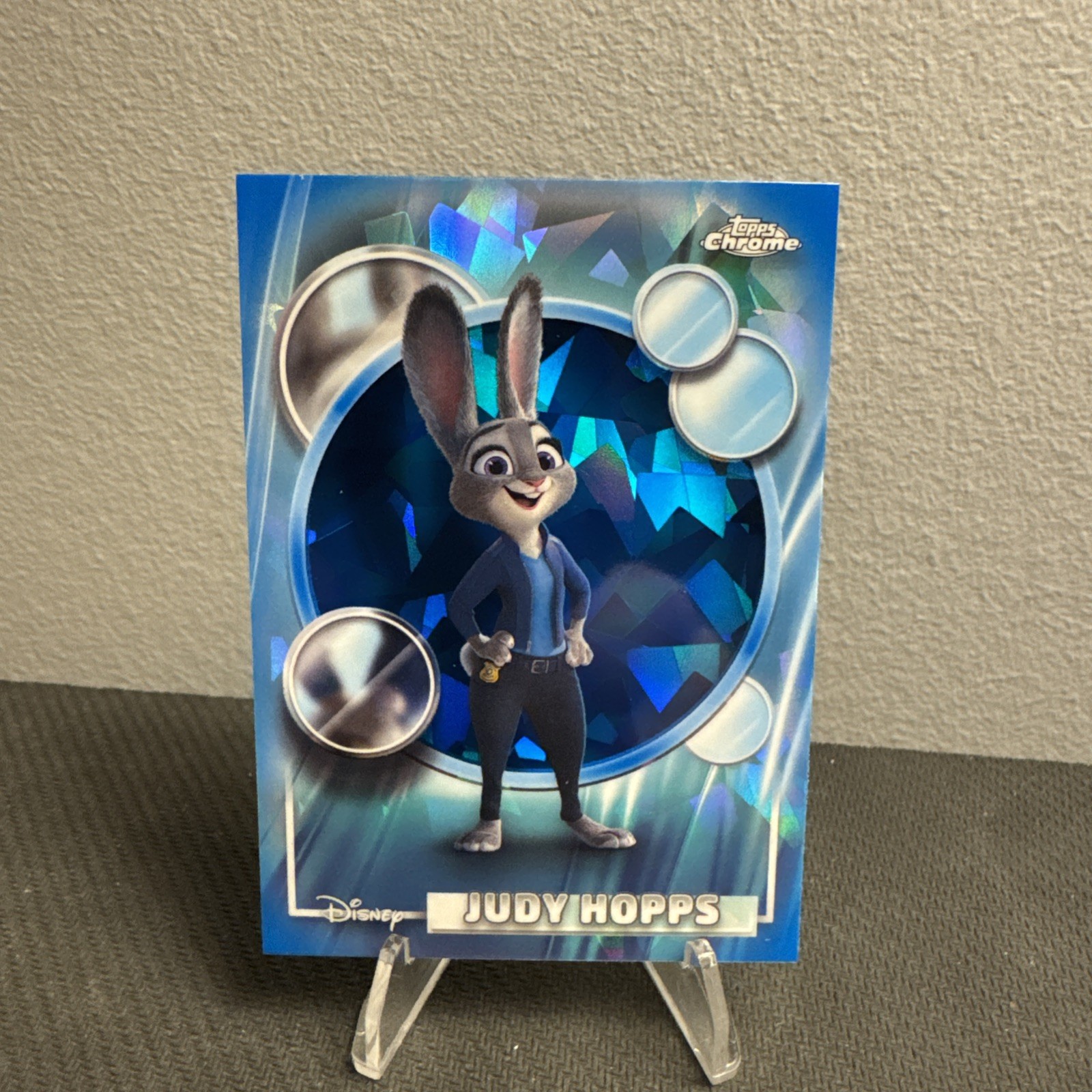 2026 Topps Chrome Disney Sapphire - Judy Hoops - Zootopia - Rifrattore Zaffiro