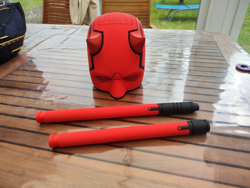 Casque Daredevil born again avec bâtons Cosplay