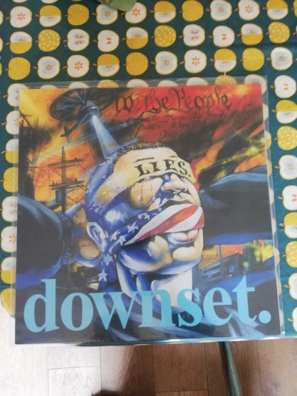 Vinyle Downset