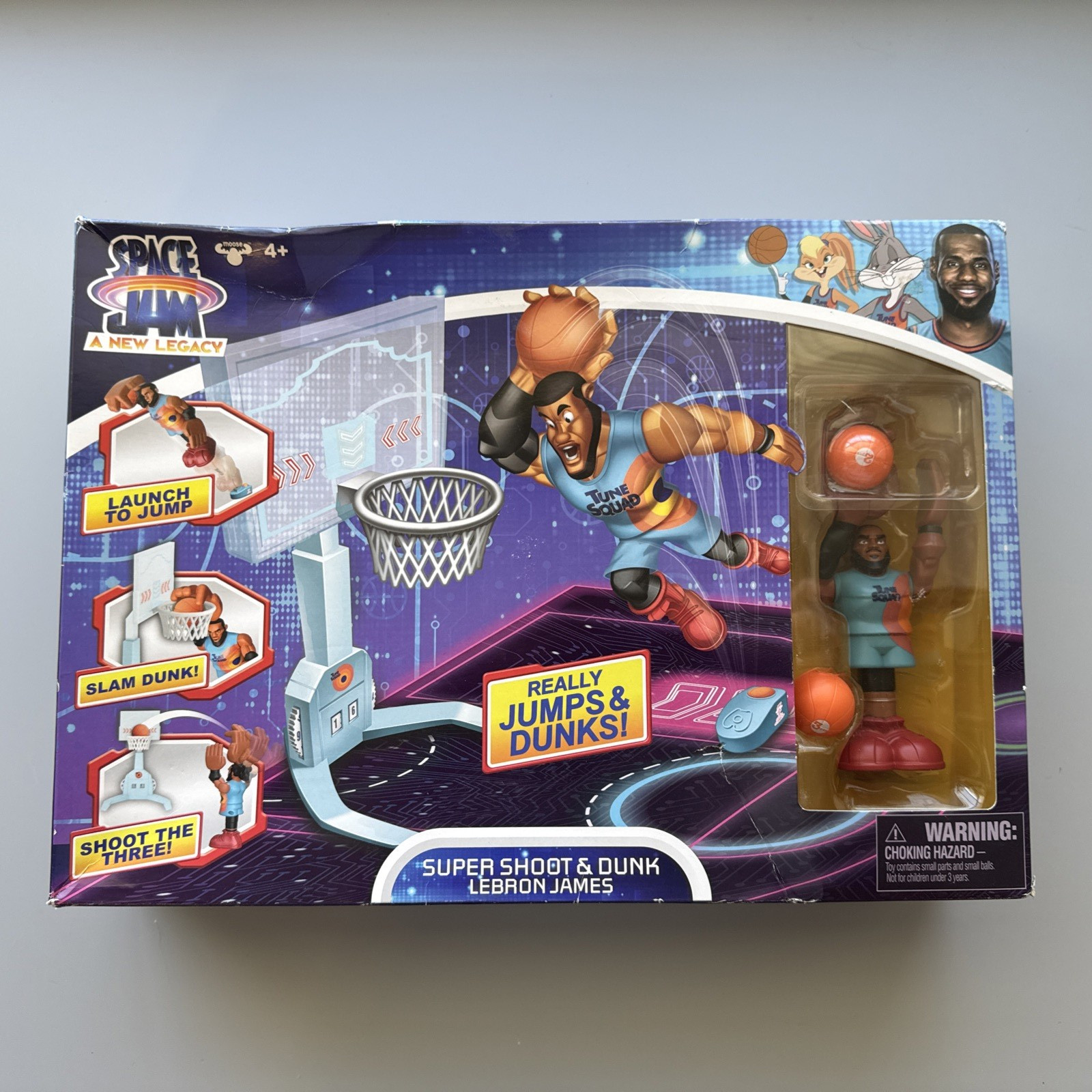 Space Jam A New Legacy Super Shoot e Dunk Playset con personaggio LeBron James