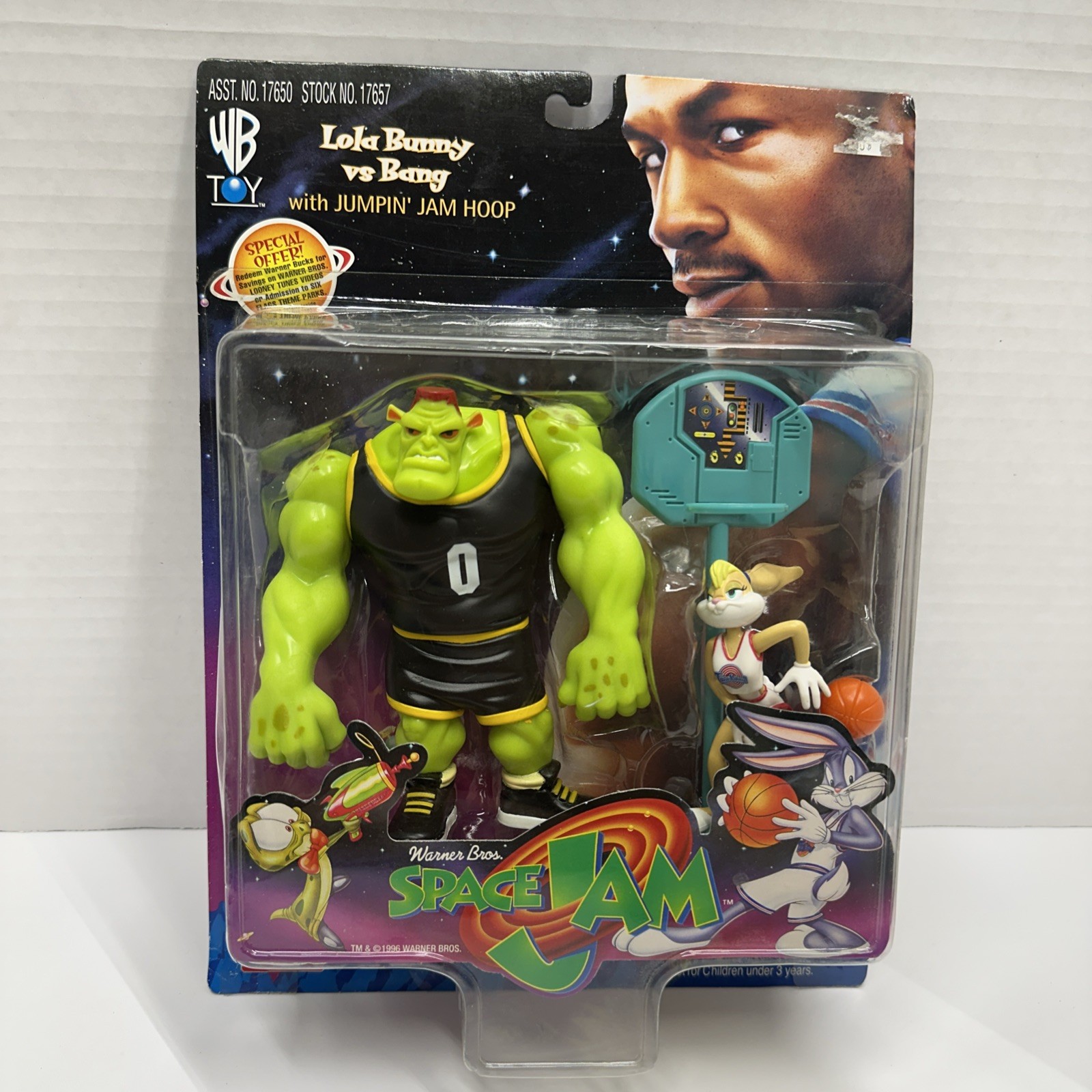 VINTAGE 1996 Space Jam Lola Bunny vs Bang Action Figure Set Playmates NUOVO sigillato