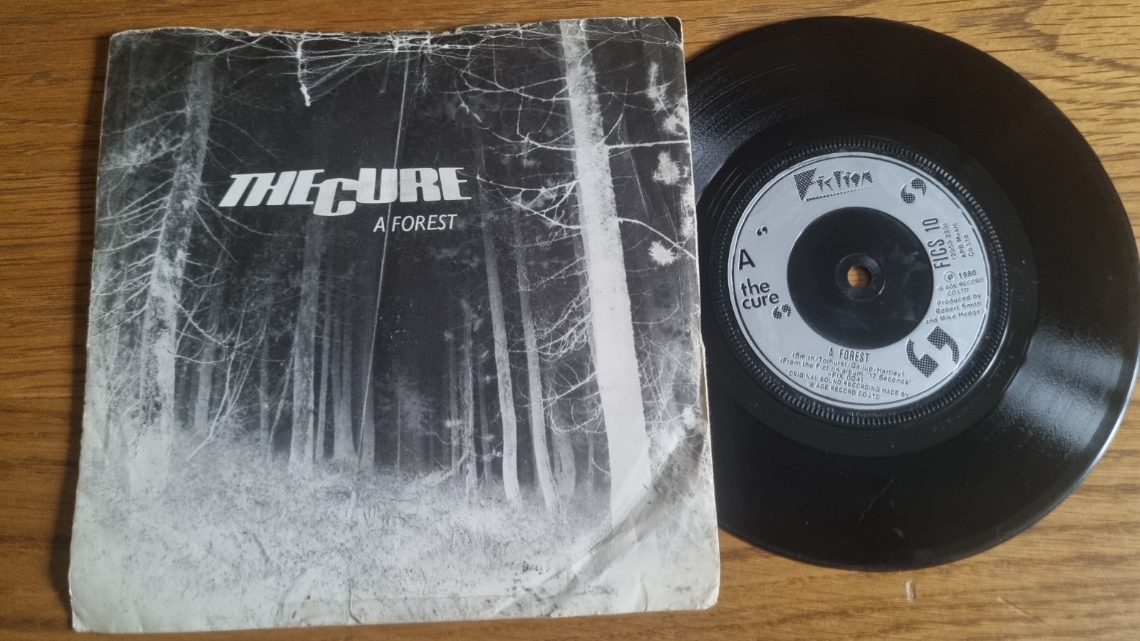 The Cure – A Forest 1980 Fiction Records FICS 10 Post-punk Goth New Wave 7”