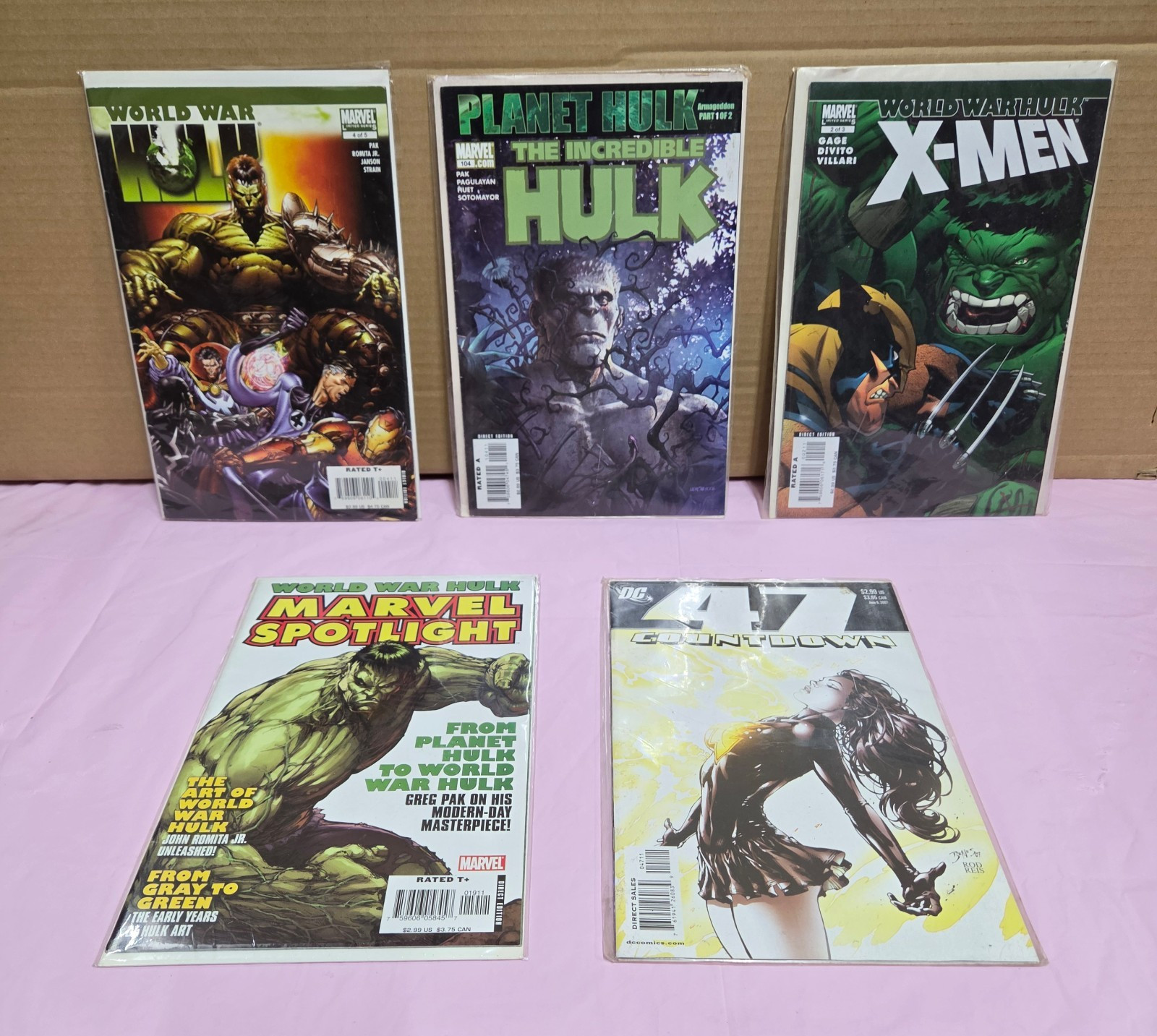 Lotto di 5 Marvel DC Comics World War Hulk #4 X-Men #2 Hulk #104 Countdown #47