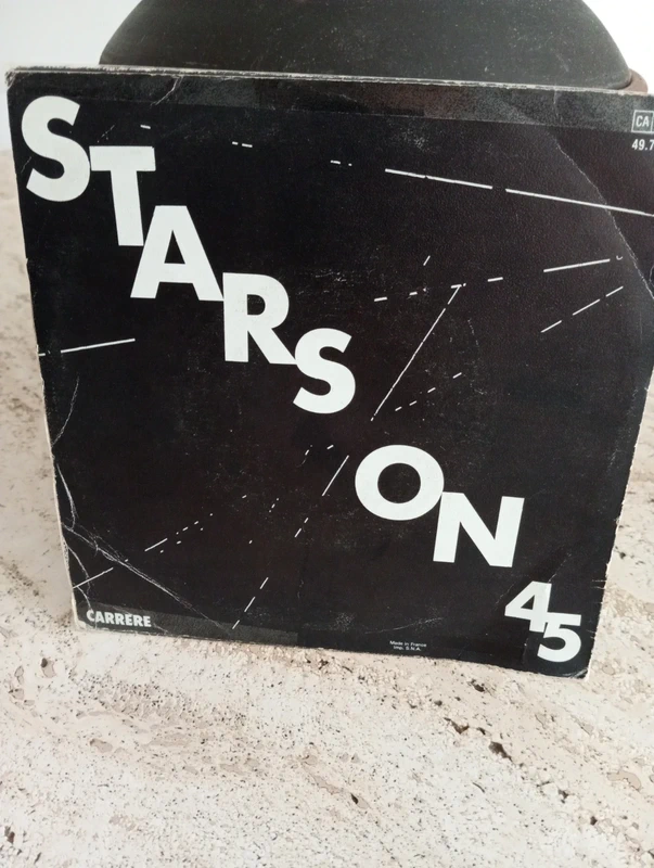 Vinyle 45 tours, Stars On 45
