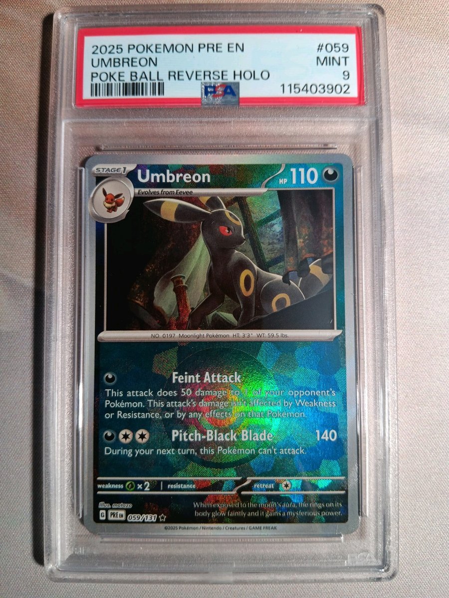 Umbreon Pokeball Reverse Holo 59/131 PSA9
